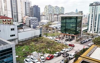 ŞERİFALİ'DE SATILIK KÖŞE PARSEL İMARLI 444M2 ARSA