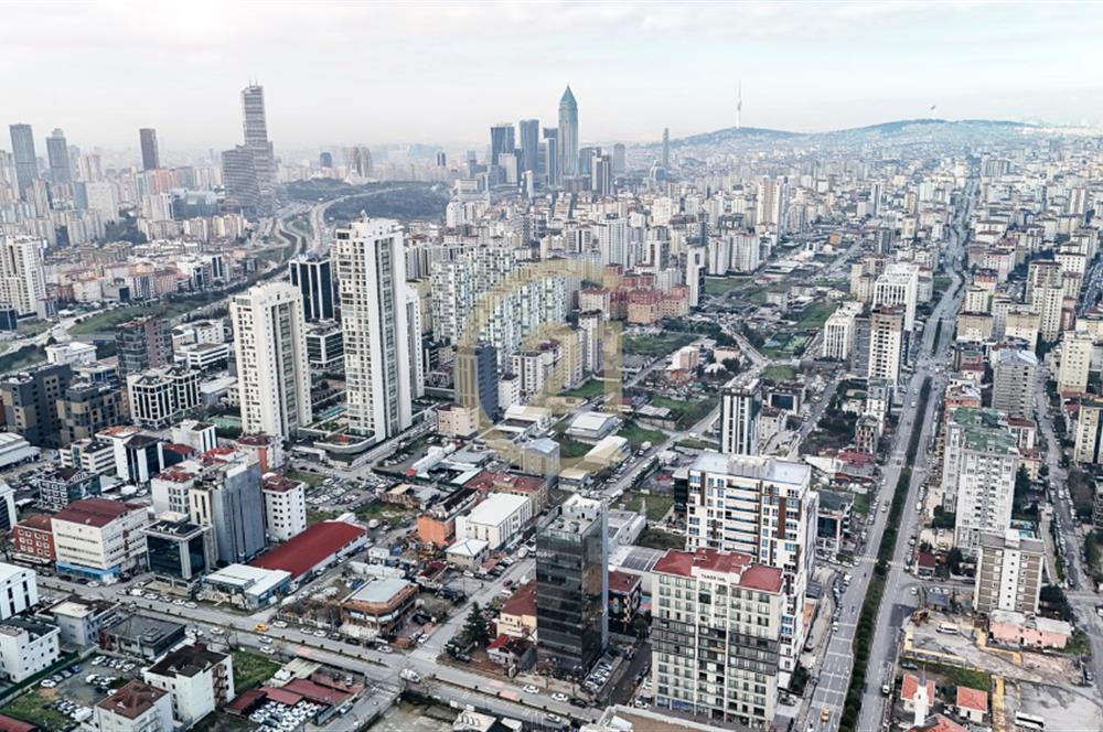 ŞERİFALİ'DE SATILIK KÖŞE PARSEL İMARLI 444M2 ARSA