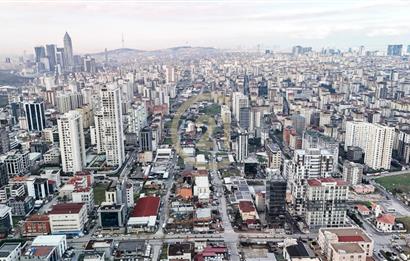 ŞERİFALİ'DE SATILIK KÖŞE PARSEL İMARLI 444M2 ARSA