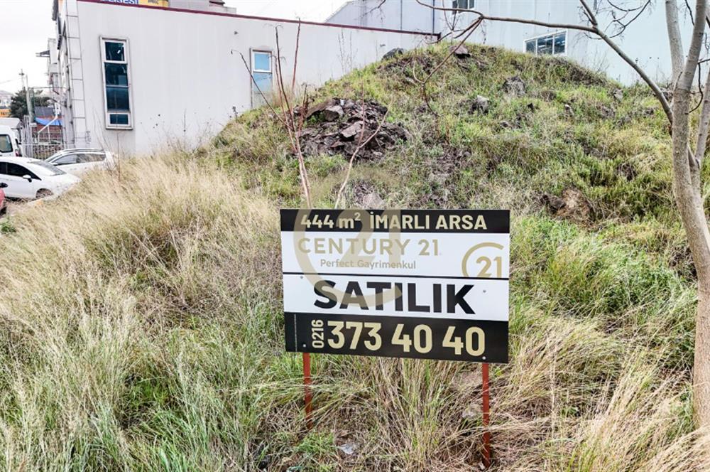 ŞERİFALİ'DE SATILIK KÖŞE PARSEL İMARLI 444M2 ARSA