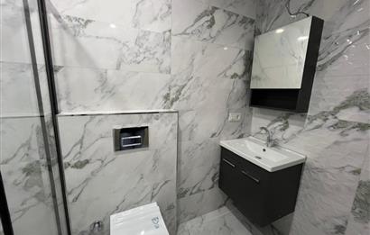 0 BİNADA MİNİBÜS YOLUNA YÜRÜME MESAFELİ K. OTOPARKLI 1+1