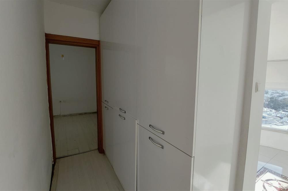 Bodrum-Yokuşbaşı deniz manzaralı 1+1 kiralık daire