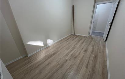 0 BİNADA MİNİBÜS YOLUNA YÜRÜME MESAFELİ K. OTOPARKLI 1+1