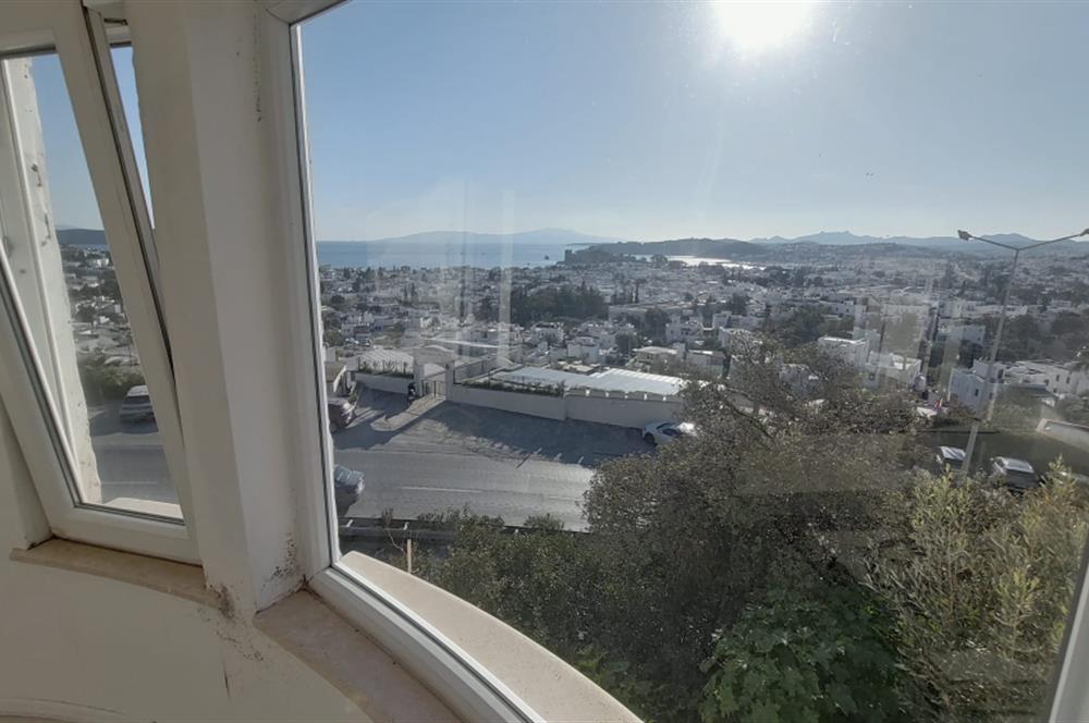 Bodrum-Yokuşbaşı deniz manzaralı 1+1 kiralık daire