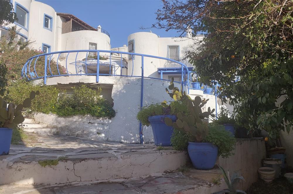 Bodrum-Yokuşbaşı deniz manzaralı 1+1 kiralık daire