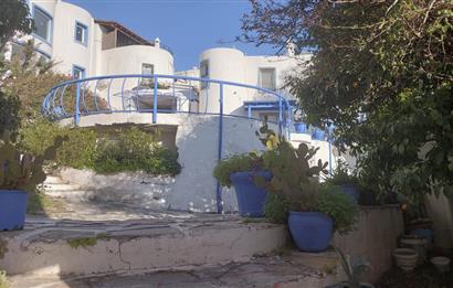 Bodrum-Yokuşbaşı deniz manzaralı 1+1 kiralık daire