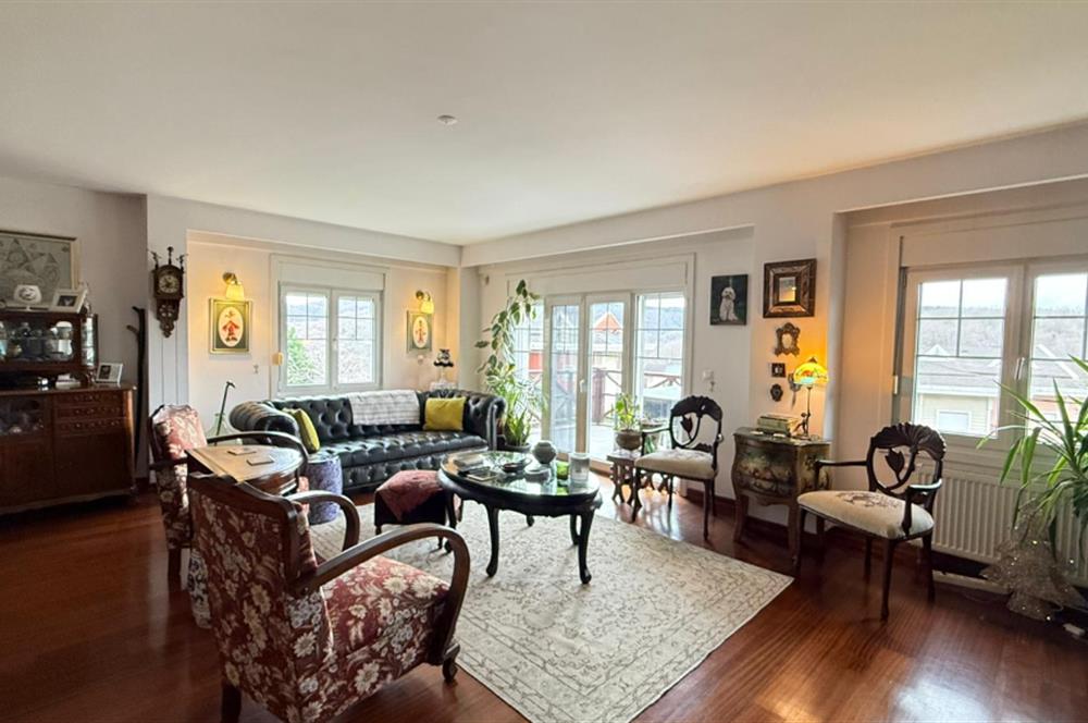 Doğa Evlerinde Geniş Bahçeli Kiralık Villa