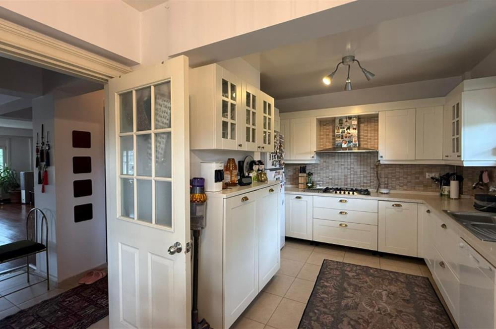 Doğa Evlerinde Geniş Bahçeli Kiralık Villa