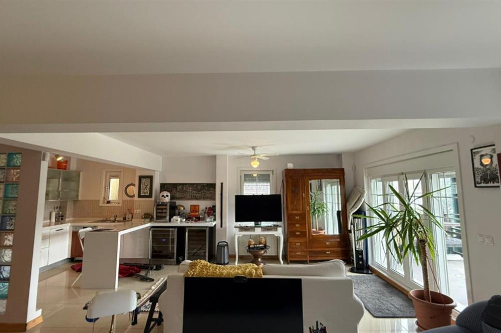 Doğa Evlerinde Geniş Bahçeli Kiralık Villa