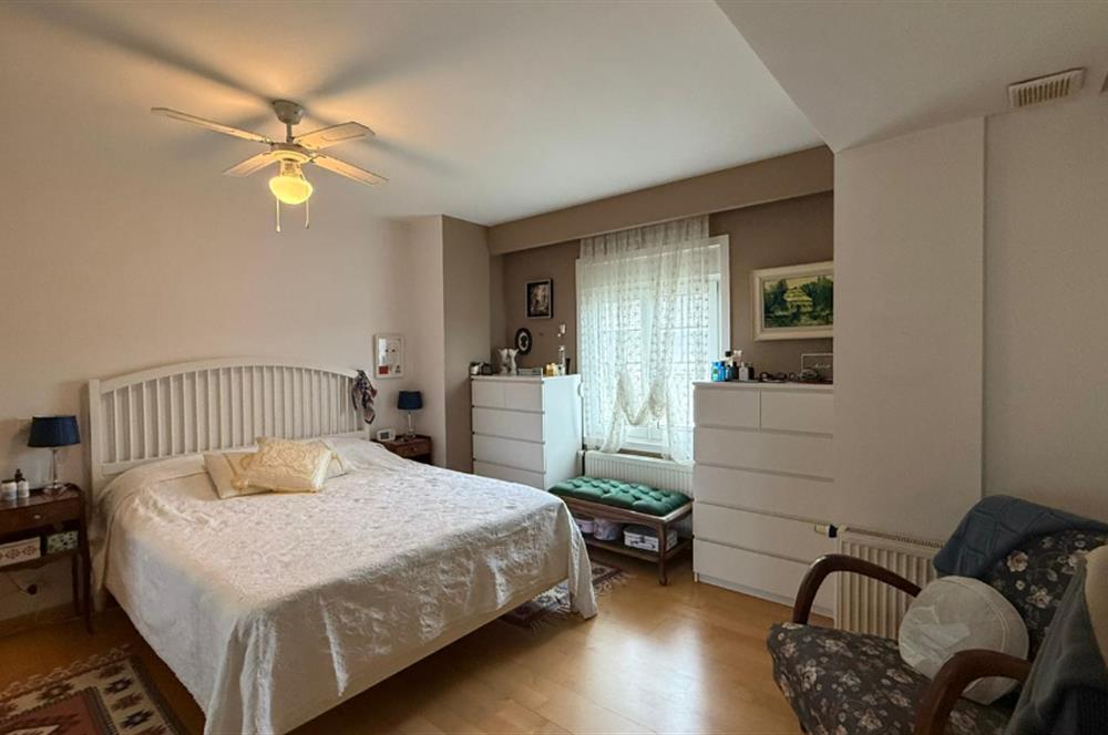 Doğa Evlerinde Geniş Bahçeli Kiralık Villa