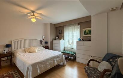 Doğa Evlerinde Geniş Bahçeli Kiralık Villa