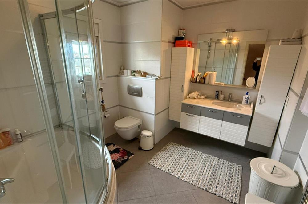 Doğa Evlerinde Geniş Bahçeli Kiralık Villa