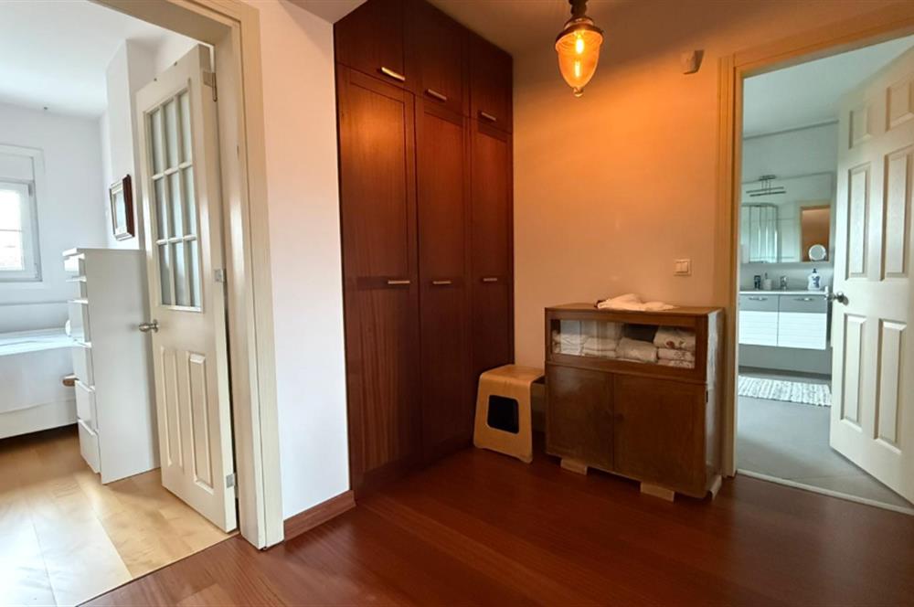 Doğa Evlerinde Geniş Bahçeli Kiralık Villa