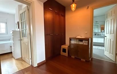 Doğa Evlerinde Geniş Bahçeli Kiralık Villa