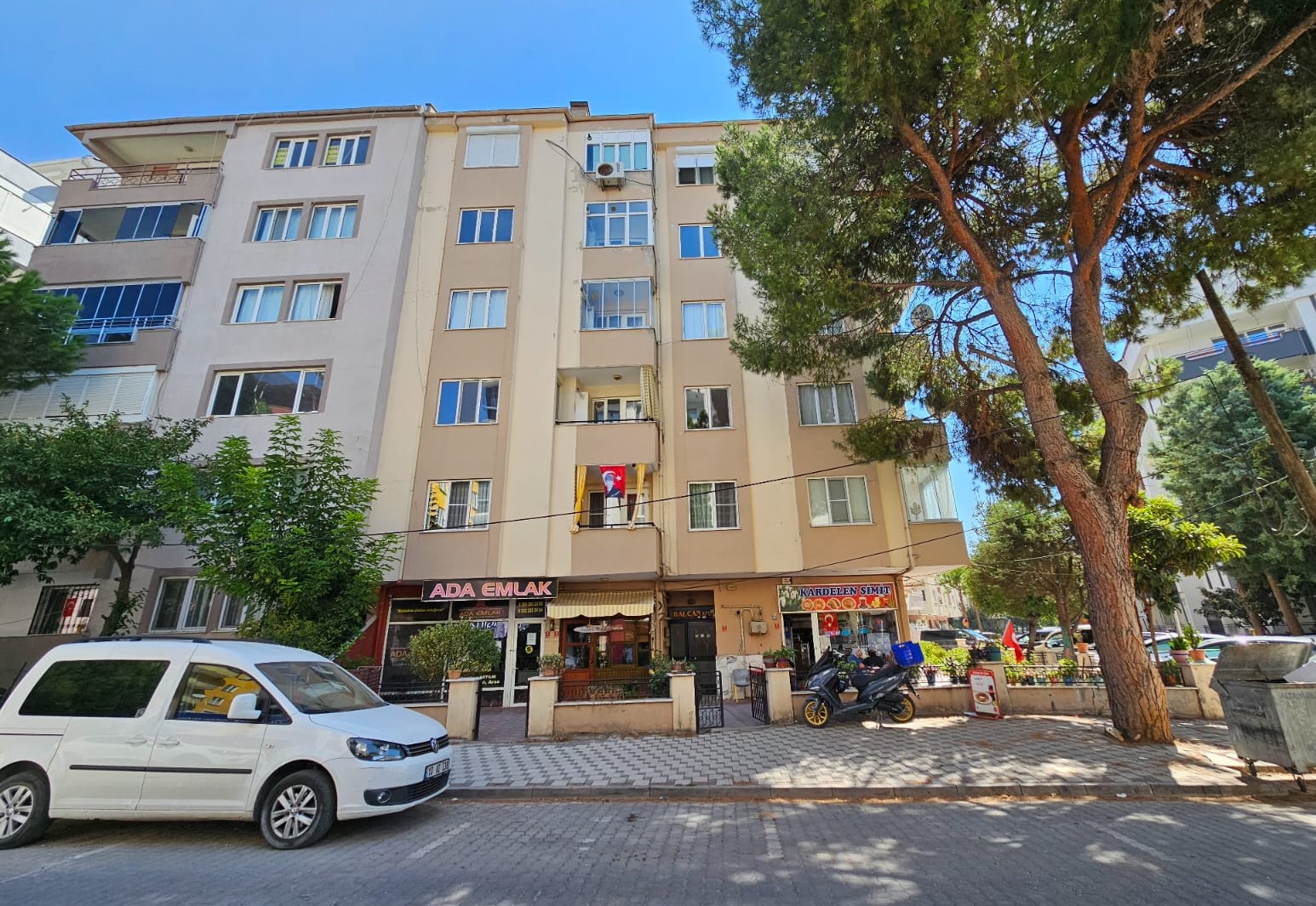 CENTURY21 BAL'DAN BAHÇELİEVLER  MAH. 2+1 KİRALIK DAİRE