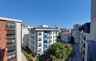 Pendik Yenimahalle'de Balkonlu 2+1 Kiralık Daire 