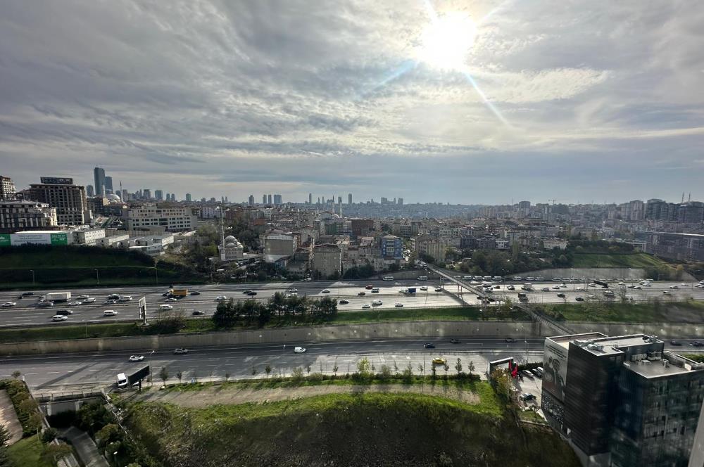 Skyland'da Modern Yaşam: 2+1 Eşyalı Kiralık Daire