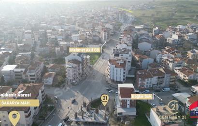 Balıkesir Karesi 2. Sakarya'da Cadde Üzeri SATILIK 3+1 Konut