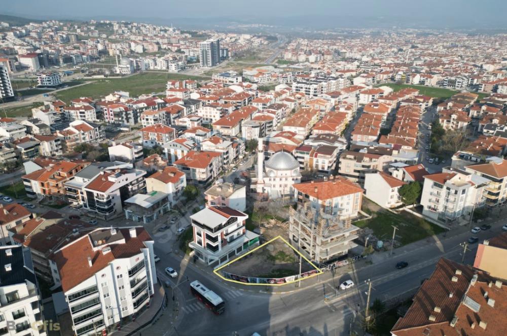 Balıkesir Karesi 2. Sakarya'da Cadde Üzeri SATILIK 3+1 Konut