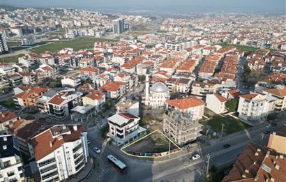 Balıkesir Karesi 2. Sakarya'da Cadde Üzeri SATILIK 3+1 Konut