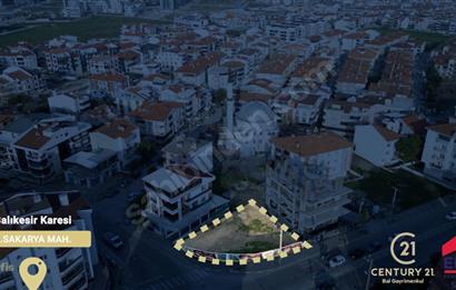 Balıkesir Karesi 2. Sakarya'da Cadde Üzeri SATILIK 3+1 Konut