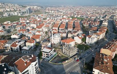 Balıkesir Karesi 2. Sakarya'da Cadde Üzeri SATILIK 3+1 Konut