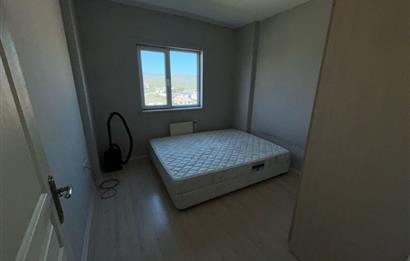 C21 BAL'DAN TOKİ YENİMAH EŞYALI KİRALIK TEMİZ 1+1 DAİRE