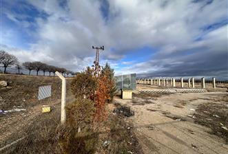 GÖKÇEHÖYÜKTE HAYMANA BULVARI CEPHELİ SATILIK SERA - 1 - 32580