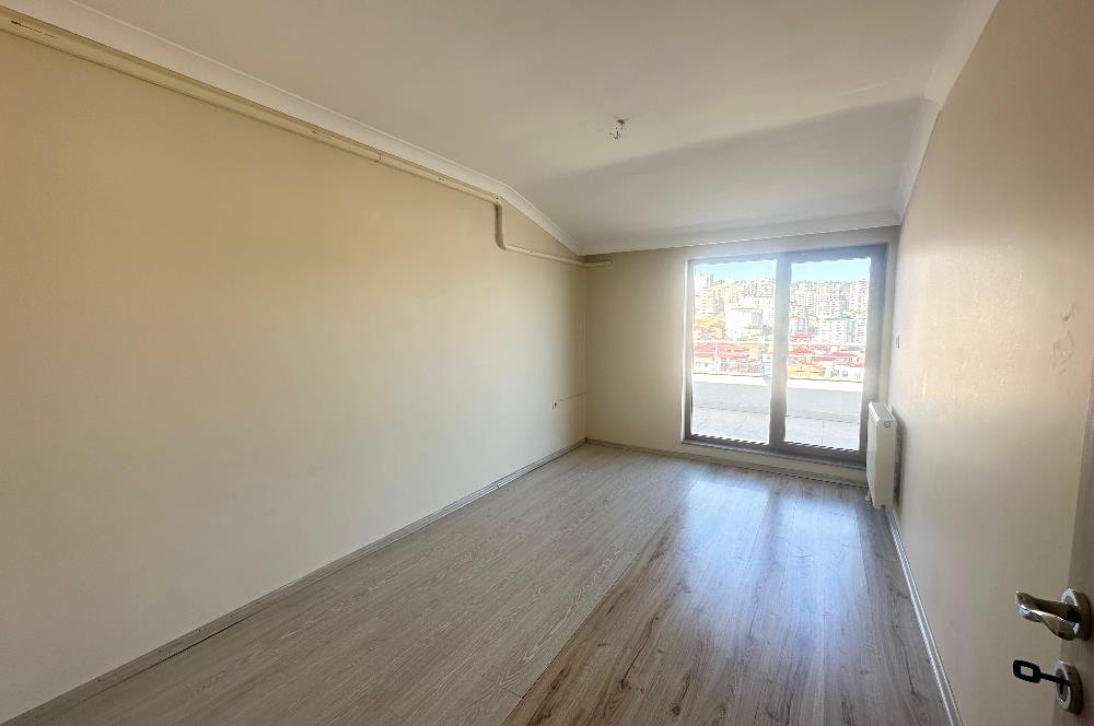 C21 UZMAN'DAN KAŞÜSTÜ LİFE SİTESİN'DE 3+1 KİRALIK DAİRE