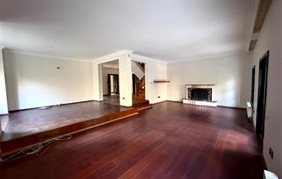 ANGORA EVLERİNDE KİRALIK KÖŞE VİLLA