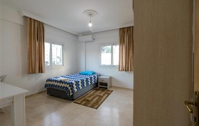 KIBRIS YUKARI GİRNE'DE EŞYALI SATILIK 3+1 DAİRE