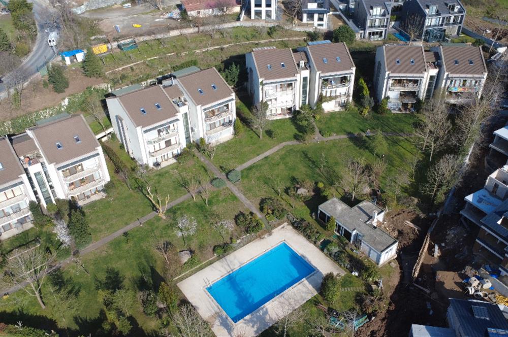 ZEKERİYAKÖY ALYA EVLERİ'NDE SATILIK 4+1 ÇATI DUBLEKS