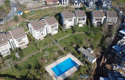 ZEKERİYAKÖY ALYA EVLERİ'NDE SATILIK 4+1 ÇATI DUBLEKS