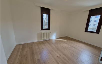 ZEKERİYAKÖY SİNPAŞ'TA YENİLENMİŞ 3+1 KİRALIK DAİRE