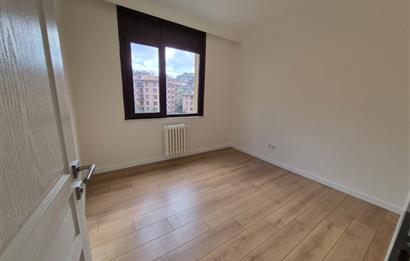 ZEKERİYAKÖY SİNPAŞ'TA YENİLENMİŞ 3+1 KİRALIK DAİRE