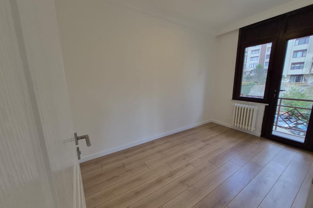 ZEKERİYAKÖY SİNPAŞ'TA YENİLENMİŞ 3+1 KİRALIK DAİRE