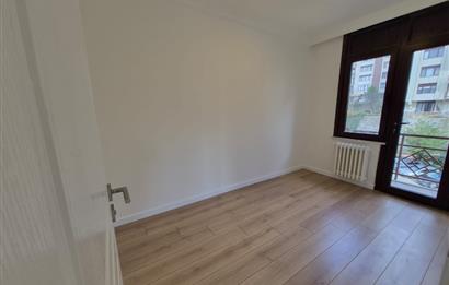 ZEKERİYAKÖY SİNPAŞ'TA YENİLENMİŞ 3+1 KİRALIK DAİRE