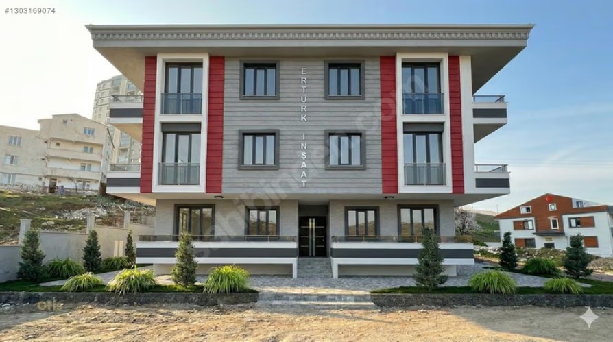 BALIKESİR//KARESİ//2.SAKARYA MH. 110M2 SATILIK KONUT