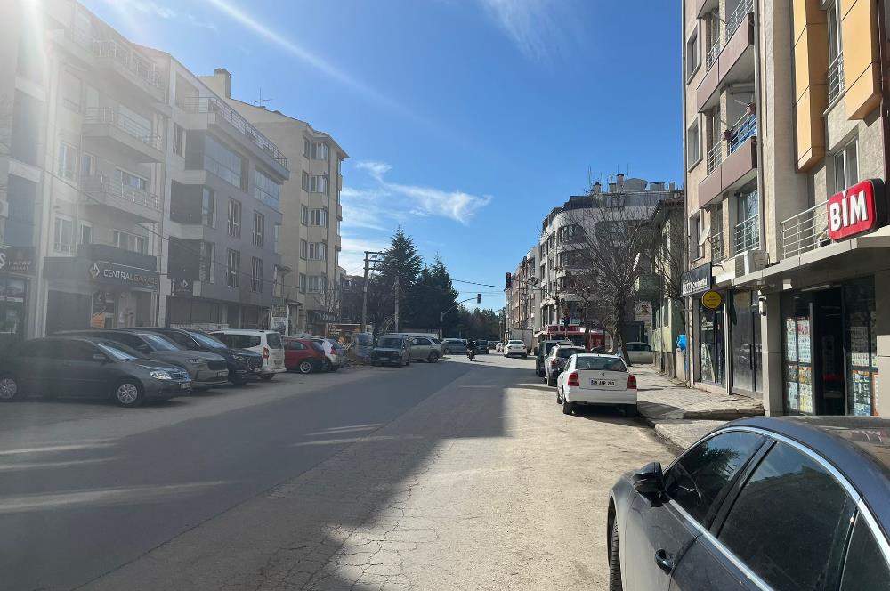 CENTURY21 VİZYONDAN KUMLUBEL'DE 2+0 EŞYALI KİRALIK DAİRE