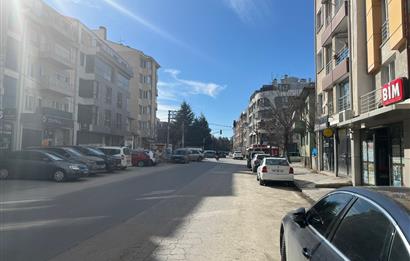 CENTURY21 VİZYONDAN KUMLUBEL'DE 2+0 EŞYALI KİRALIK DAİRE