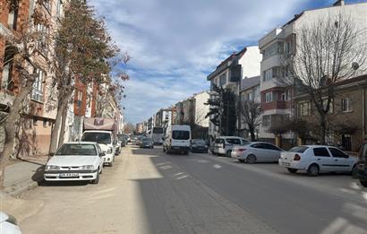 CENTURY21 VİZYONDAN KUMLUBEL'DE 2+0 EŞYALI KİRALIK DAİRE