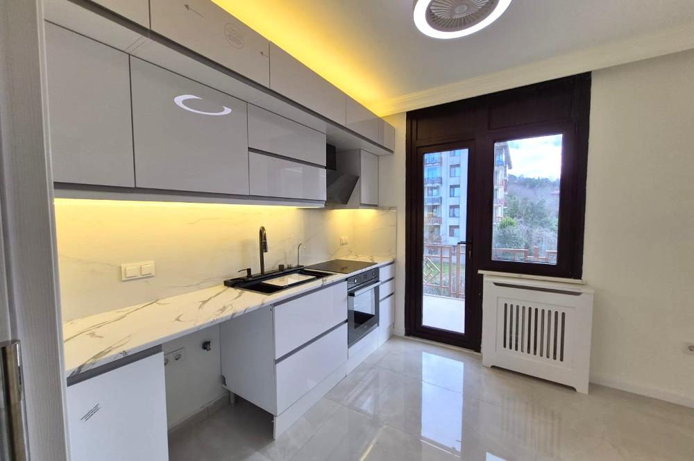 ZEKERİYAKÖY SİNPAŞ'TA YENİLENMİŞ 3+1 KİRALIK DAİRE