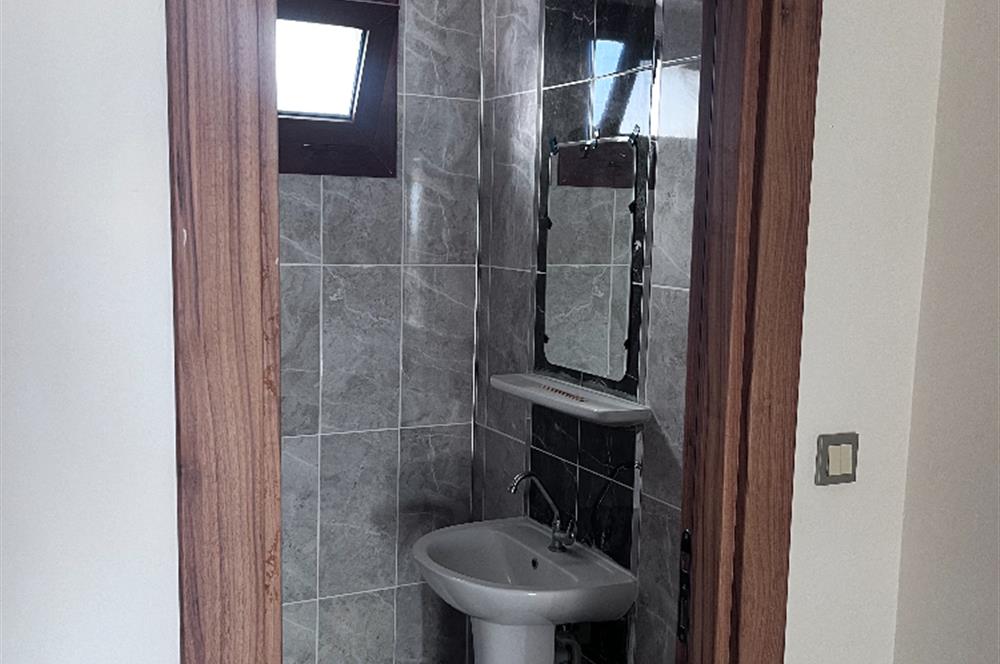Hastane TOKİ de Asansörlü Ferah 3+1 Kiralık Daire