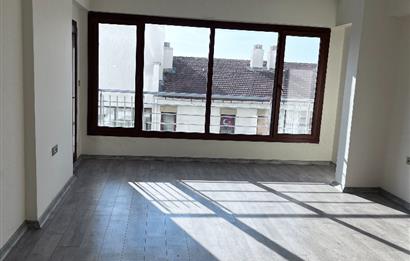 Hastane TOKİ de Asansörlü Ferah 3+1 Kiralık Daire