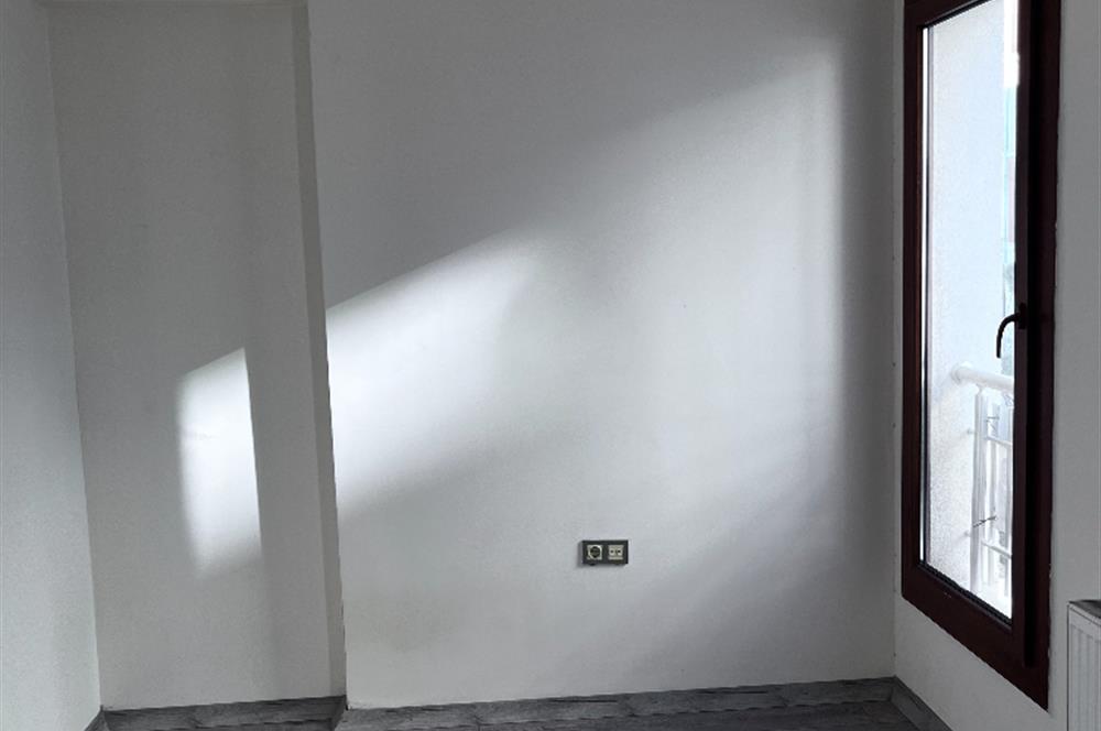 Hastane TOKİ de Asansörlü Ferah 3+1 Kiralık Daire