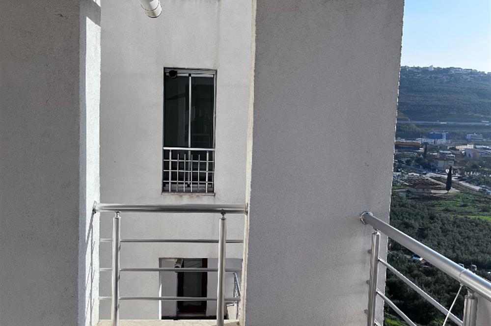 Hastane TOKİ de Asansörlü Ferah 3+1 Kiralık Daire