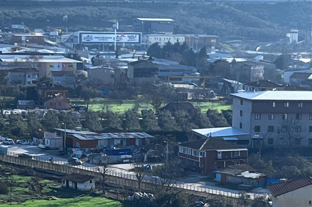 Hastane TOKİ de Asansörlü Ferah 3+1 Kiralık Daire