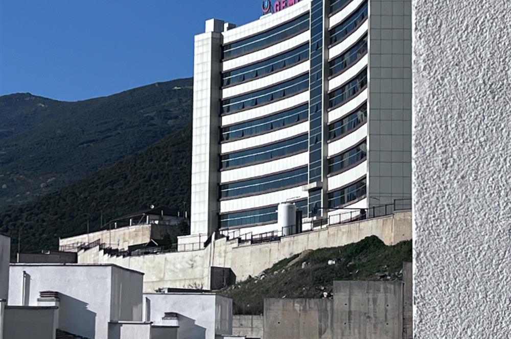 Hastane TOKİ de Asansörlü Ferah 3+1 Kiralık Daire