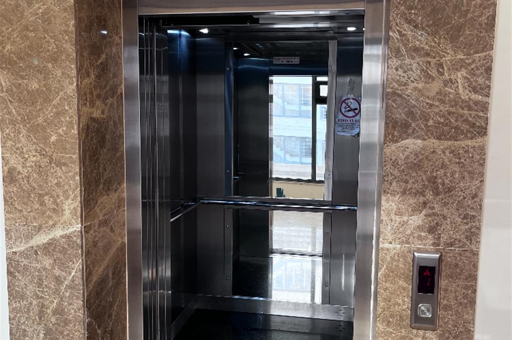 Hastane TOKİ de Asansörlü Ferah 3+1 Kiralık Daire