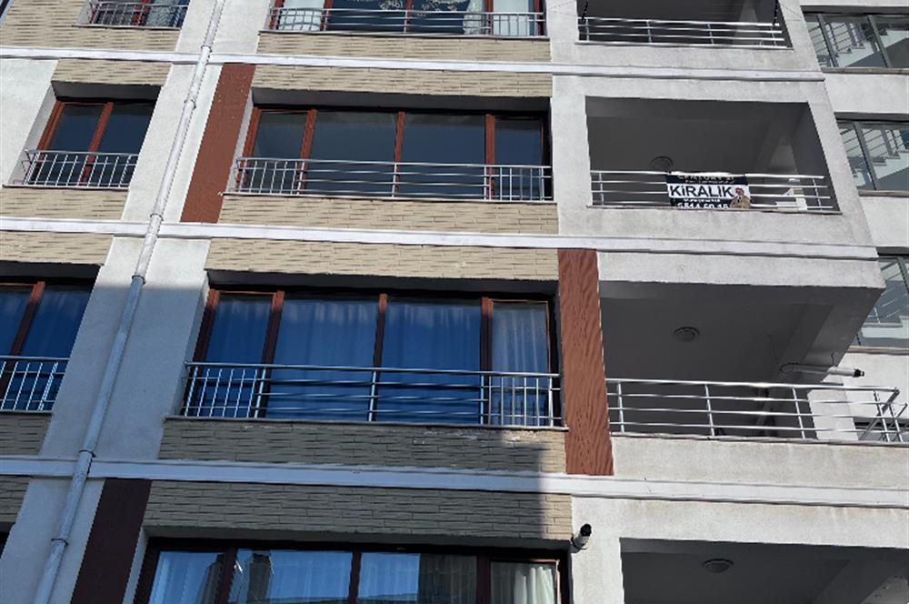 Hastane TOKİ de Asansörlü Ferah 3+1 Kiralık Daire